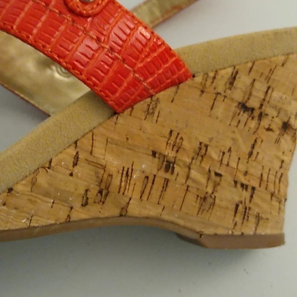 ANNE KLEIN i FLEX CORK, CROCO, SLING BACKSANDAL, ORANGE/RED, GOLD HARDWARE - Picture 13 of 14